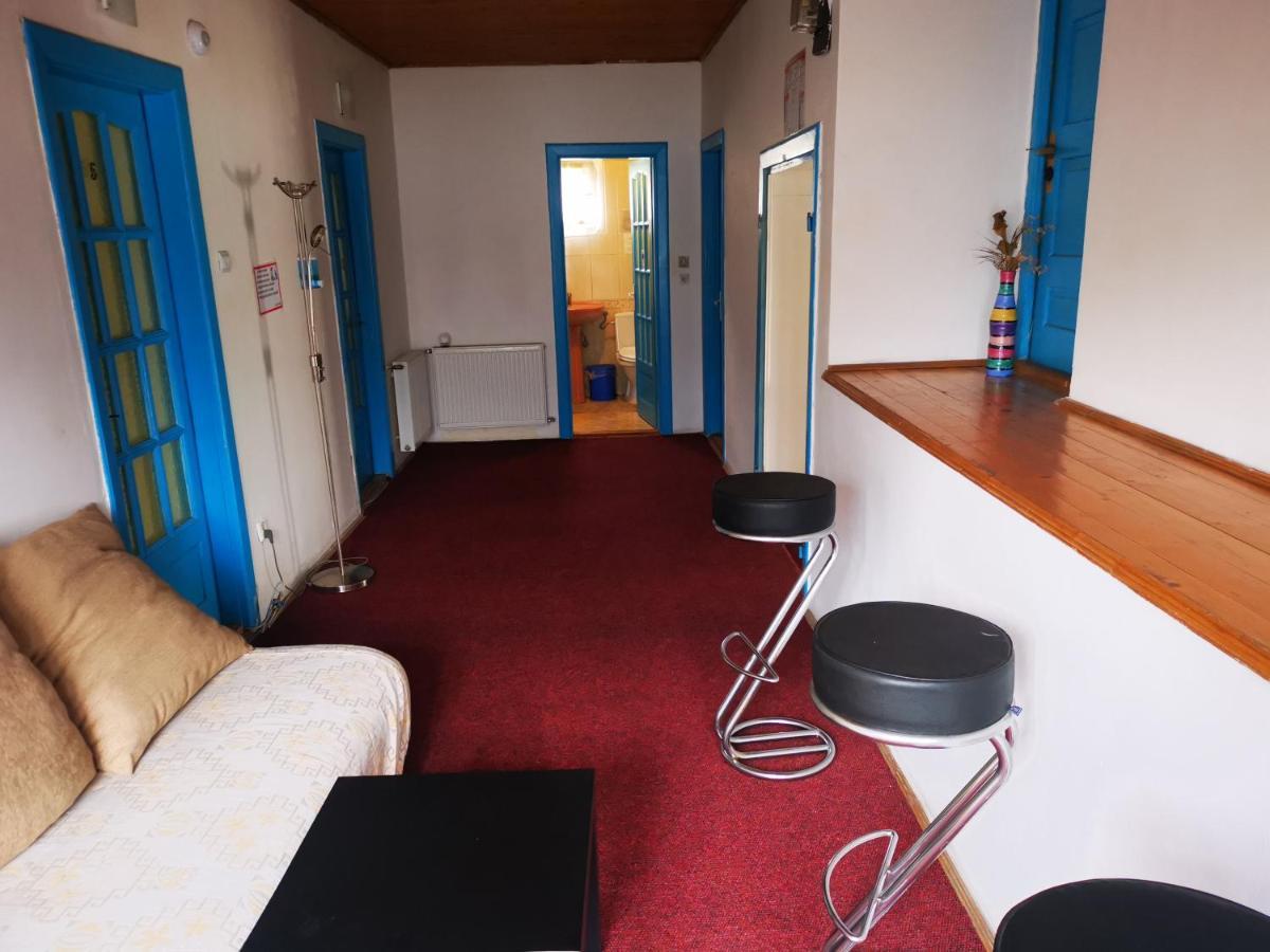 Enjoy Hostel Cluj-Napoca Exterior photo