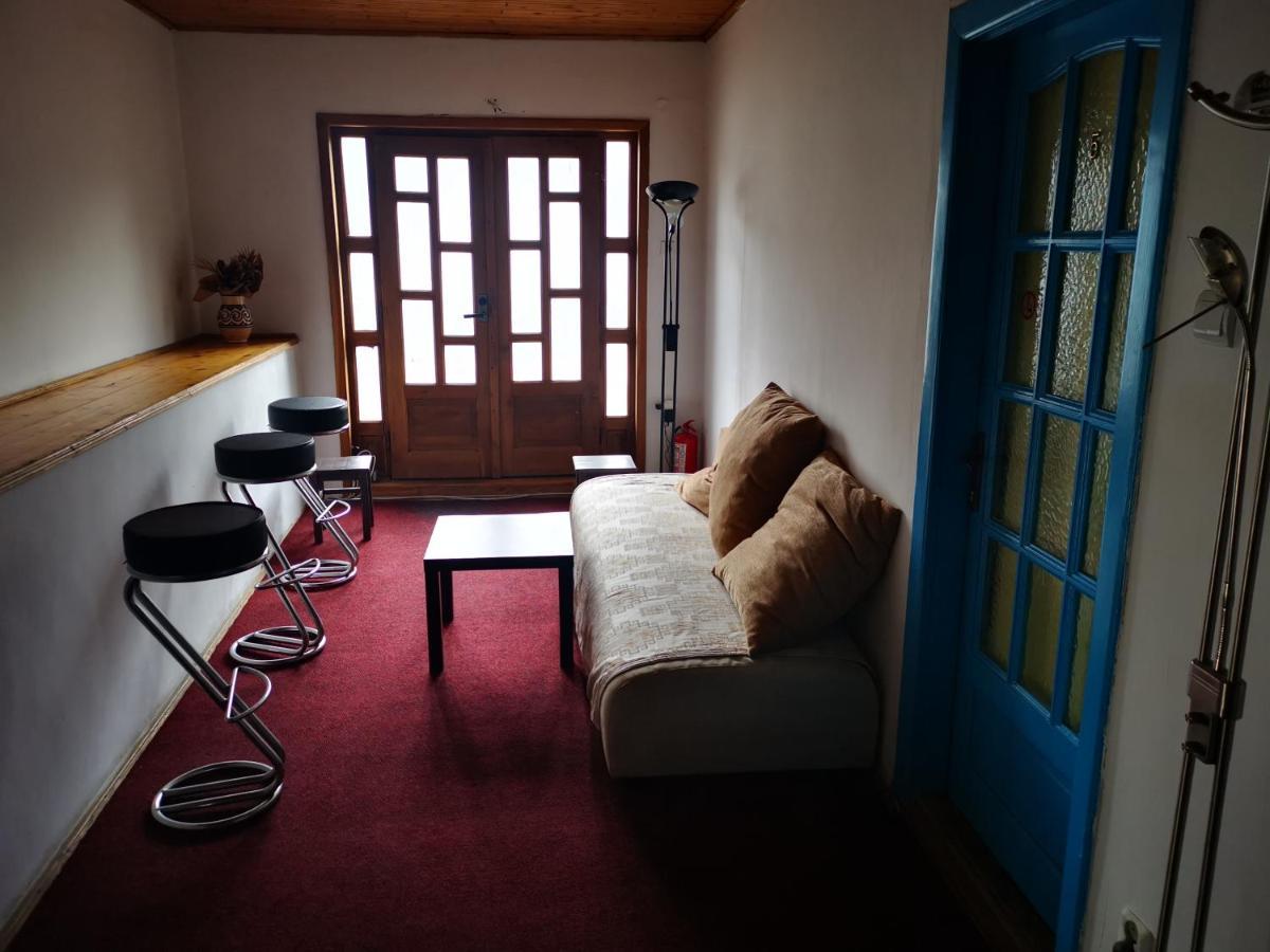 Enjoy Hostel Cluj-Napoca Exterior photo